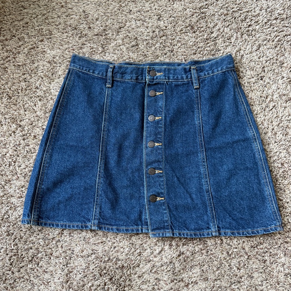 Levi’s Denim Button-Front A-Line Miniskirt